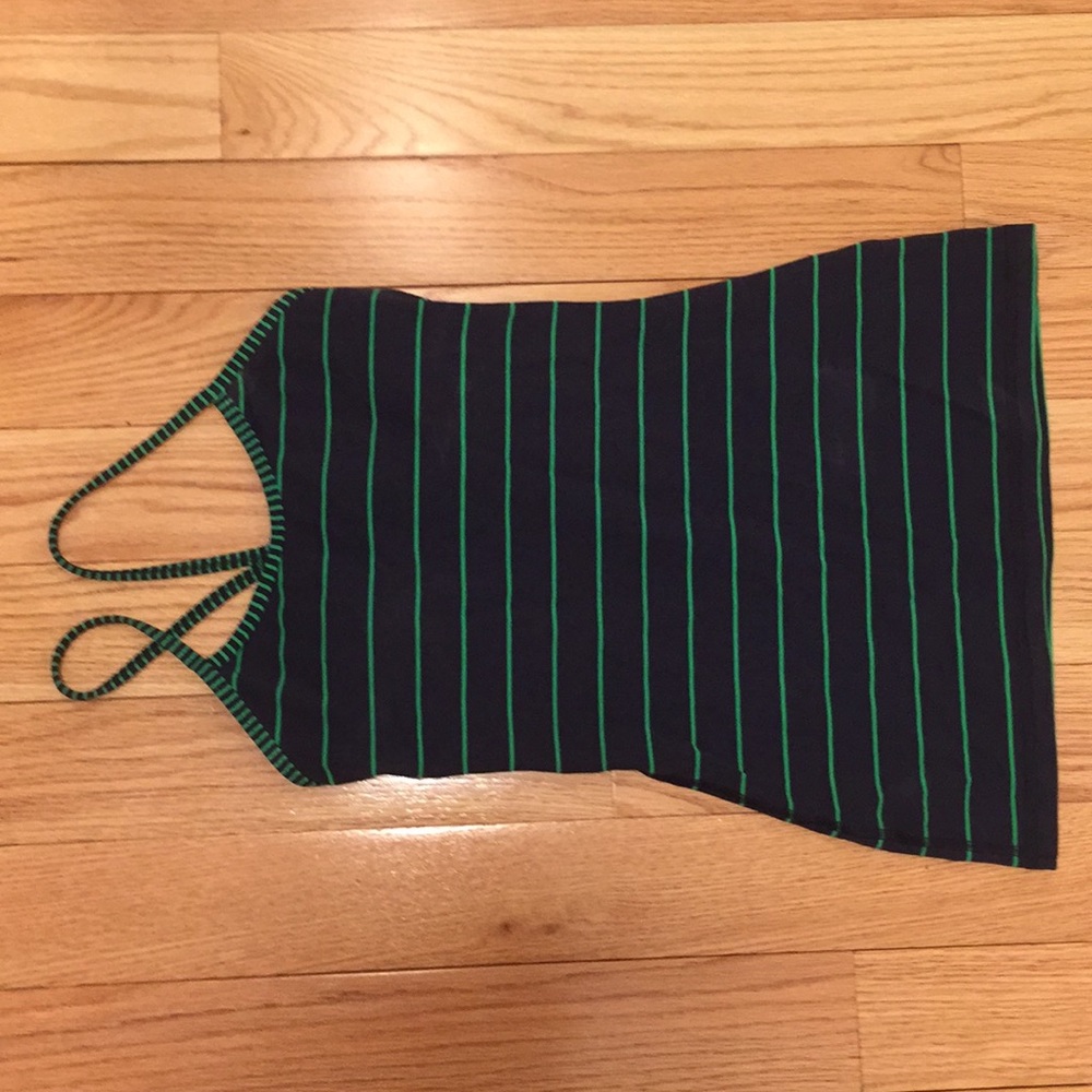 Lululemon top